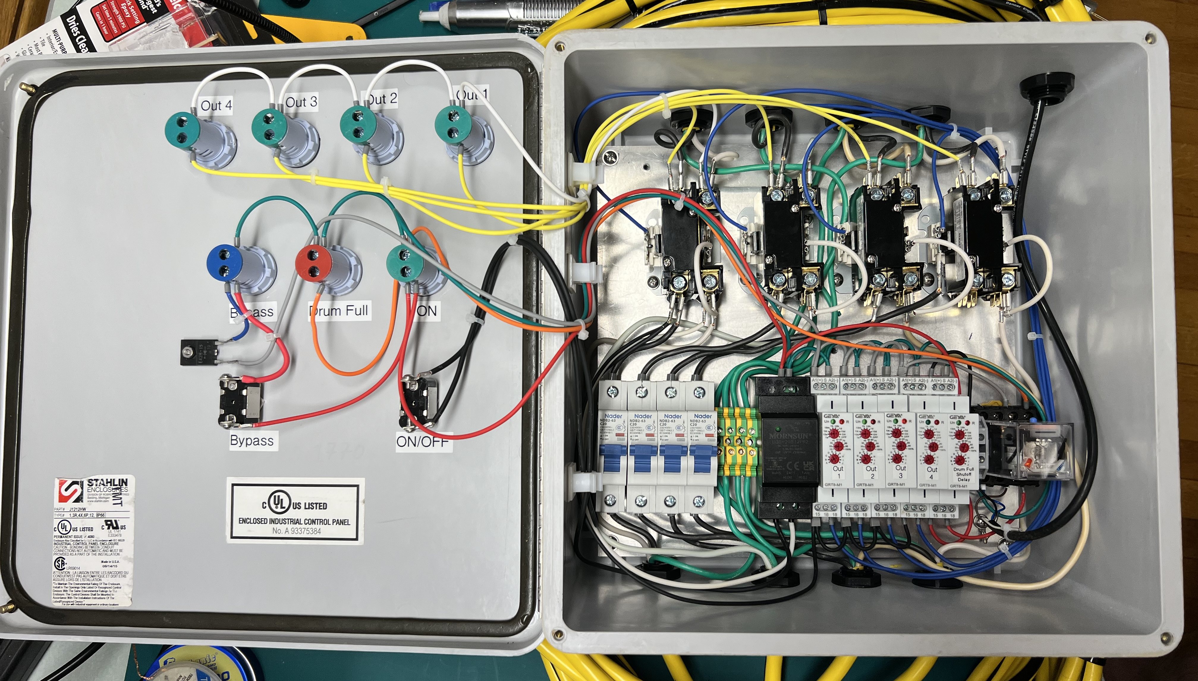 Vacuums Sequencer with extra TDR installed on the ultrasonic sensor output to damp false full signals.