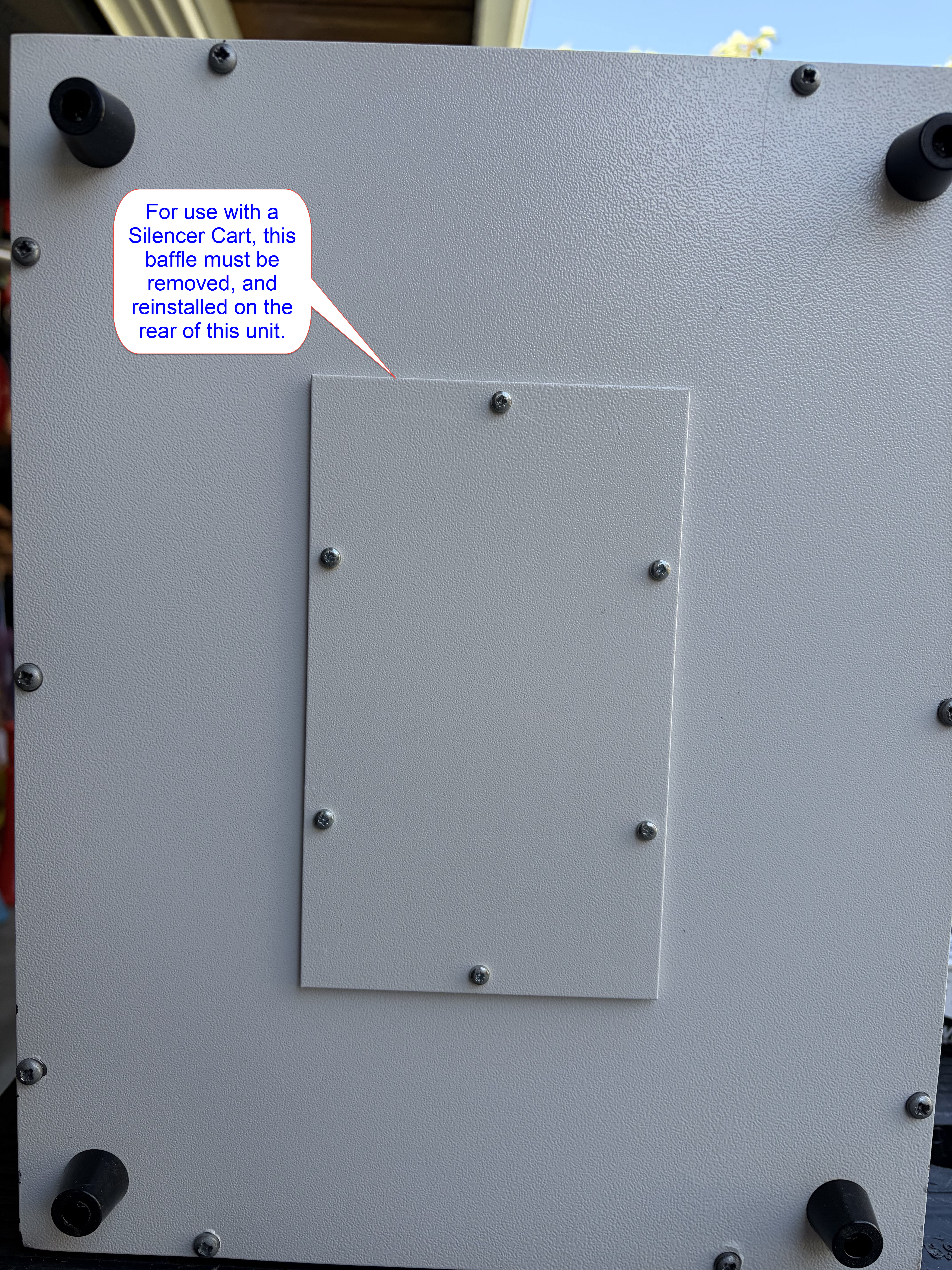 Rubber feet installed, baffle not moved yet