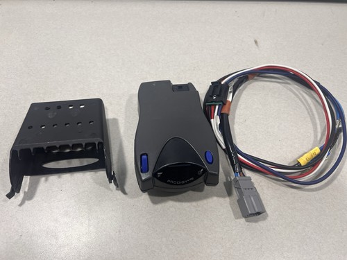 Brake_Controller_with_Honda_Pilot_Adapter_Harness.jpg