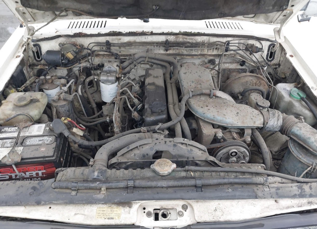 Richmond-Yelm Washington-parting out 1982 Datsun 720 diesel with an SD-22.jpg