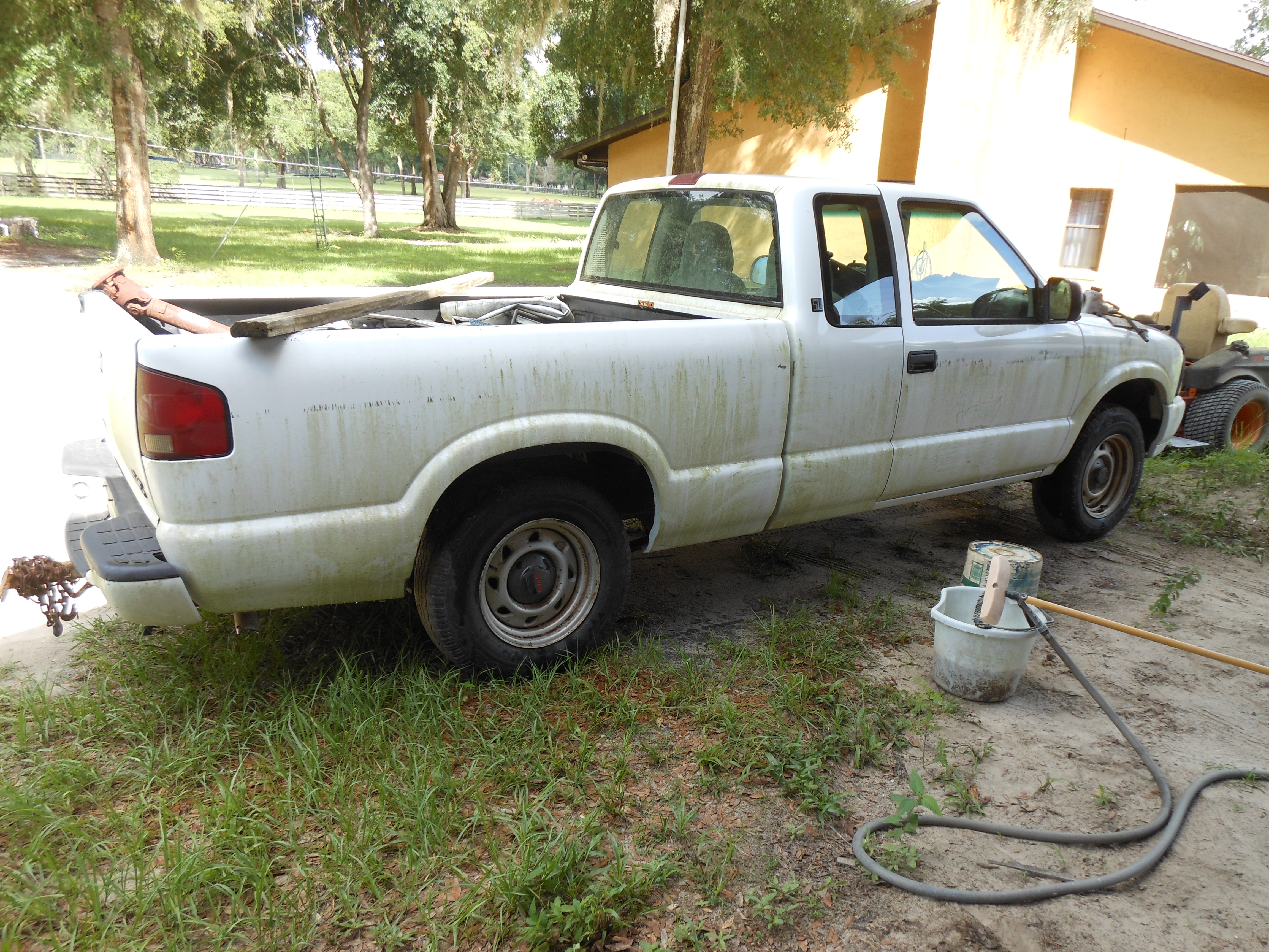 2000 Sonoma...Nissan SD 22 transplant 001.JPG